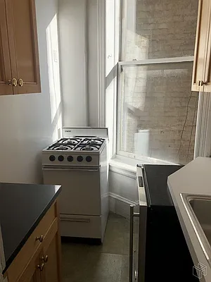 Rented by Halstead Real Estate | media 18