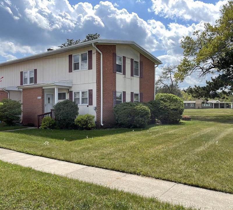 8201 Florida St UNIT D, Oscoda, MI 48750 | Zillow