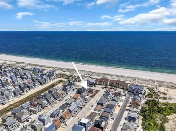 2A Holiday Rd, Seaside Heights, NJ 08751