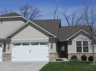 1000 Fairway Ln, Sherrard, IL 61281