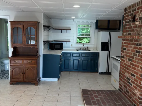 5 Owl Ln #B, Bridgton, ME 04009