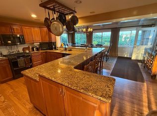 377 Yorktown Rd, Hershey, PA 17033