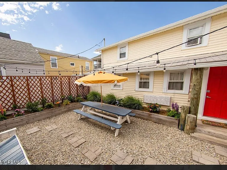 46 Kearney Ave #A — Photo 4