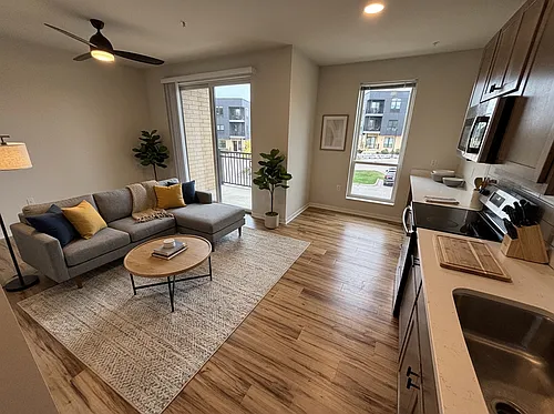Floor plan 10009-104