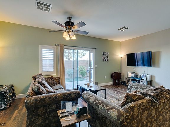 5th image of 3936 Smokey Fog Ave #101-2
