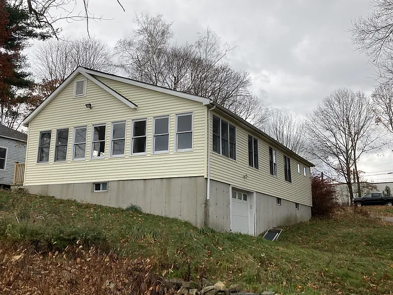 164 Shattuck Way — Photo 2