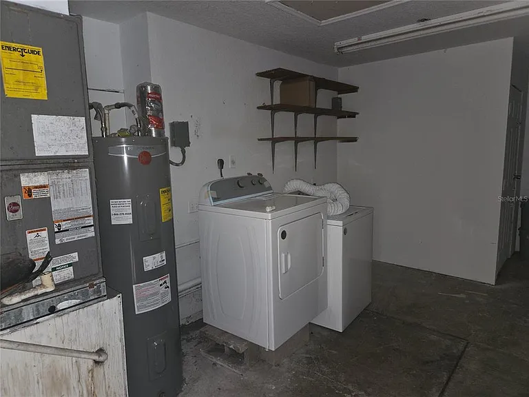 8 Sawfish Ct — Photo 24