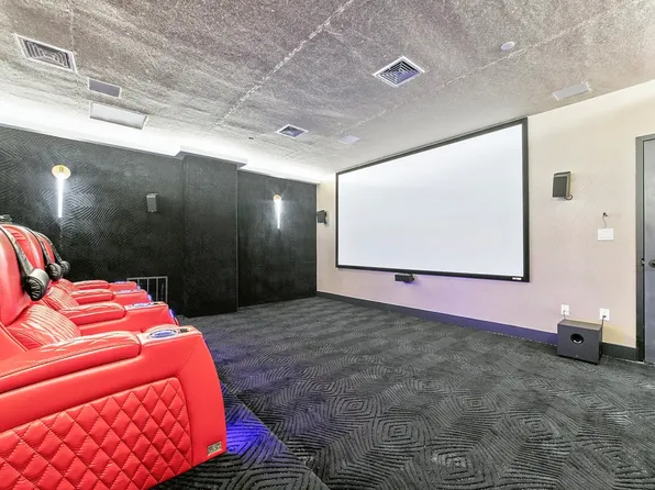 880 Rogers Avenue image 10 of 22