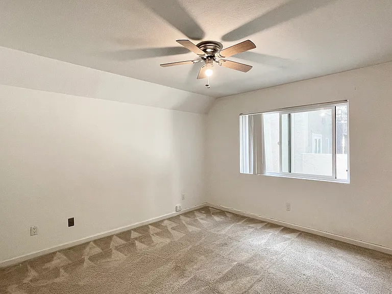 7565 Charmant Dr #405 — Photo 20