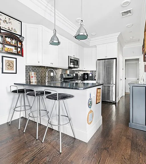 15 Preble St #5 — Photo 3