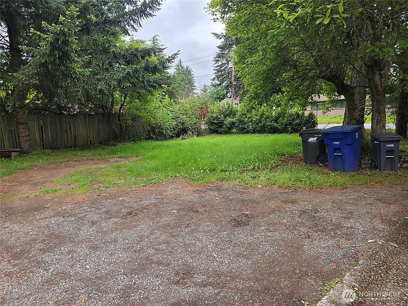 2nd image of 2500 S 208th Street
