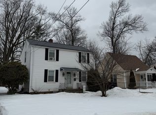 85 Bannister St, Hartford, CT 06106