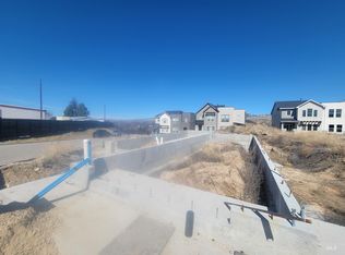 1221 E Echelon Ridge Ln, Boise, ID 83716