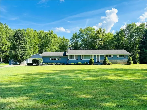 1094 Portage Easterly Rd, Cortland, OH 44410