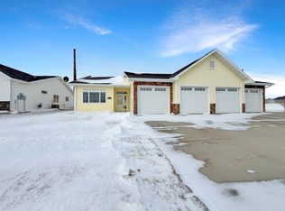 3502 20th St SE, Minot, ND 58701