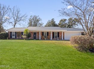 1209 Hammersmith Ln, Vancleave, MS 39564