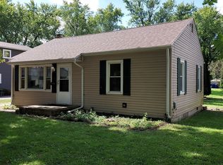 907 S 7th St, Dekalb, IL 60115