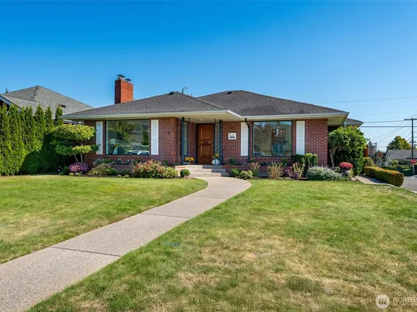 931 Hoyt Avenue, Everett, WA 98201