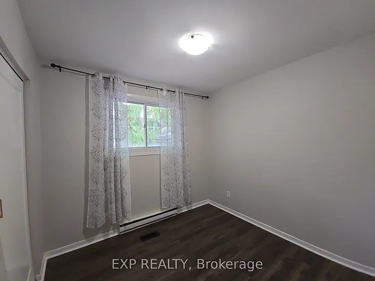 87 Wellington St E #MAIN LEVEL — Photo 24