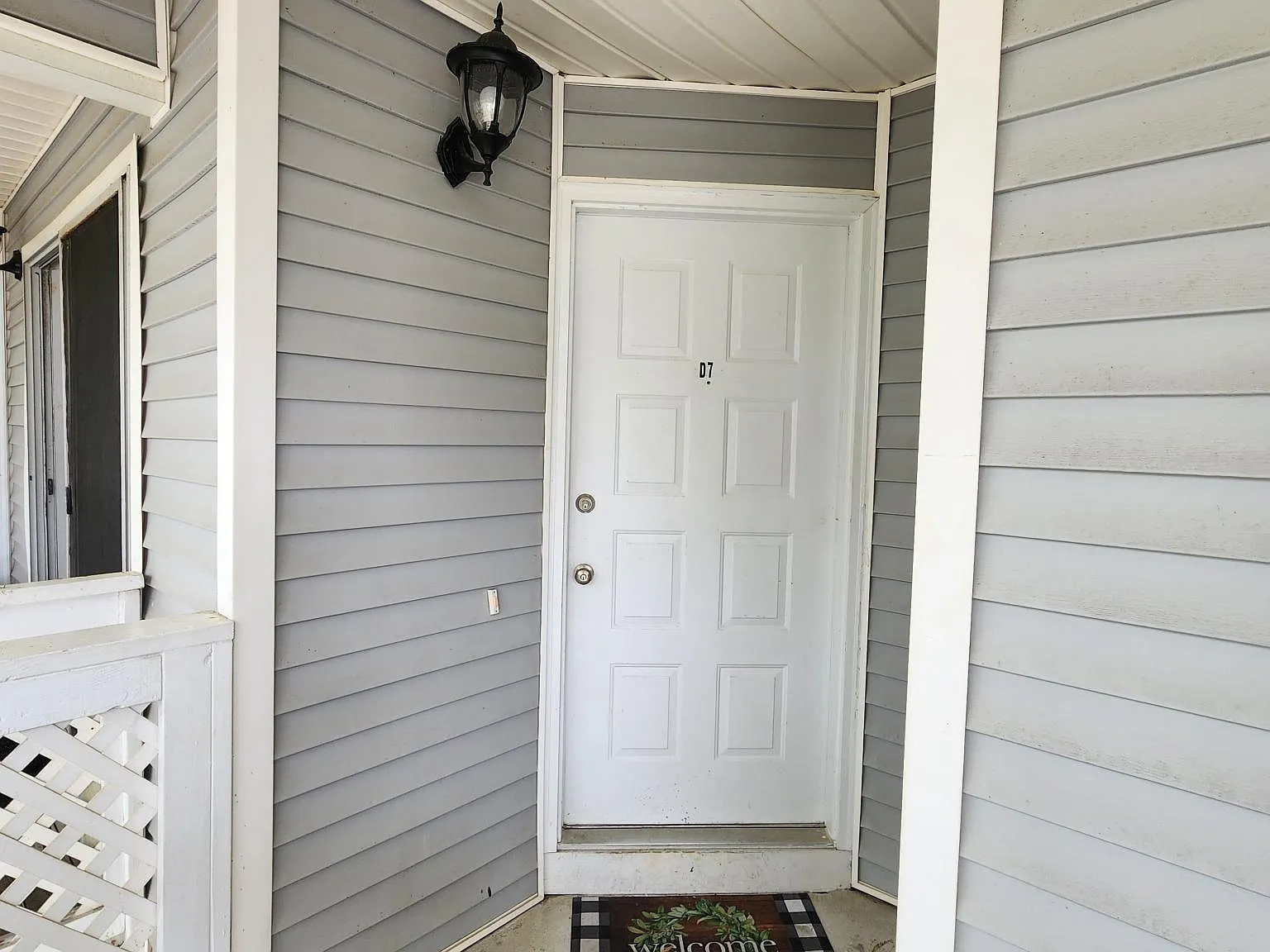 601 E Burgess Rd — Photo 3