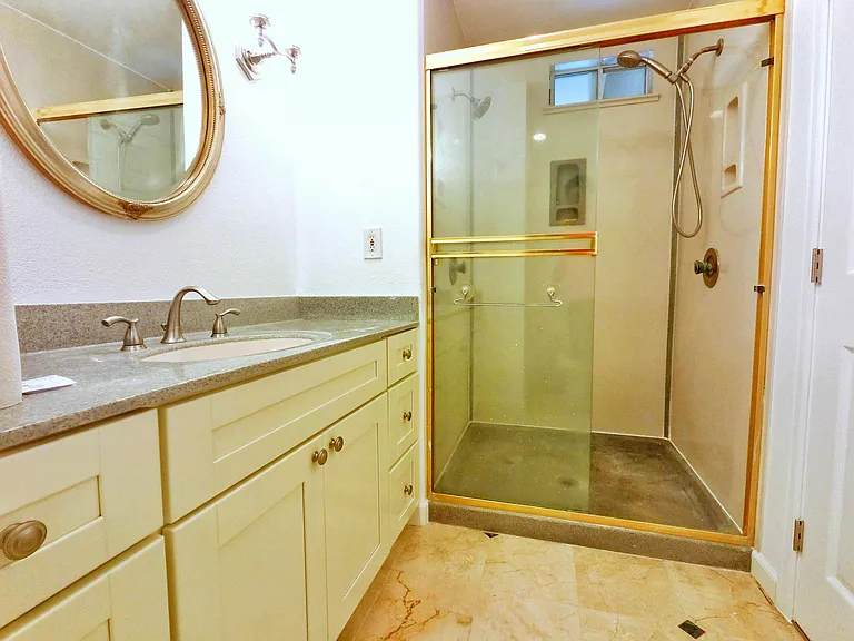 270 McDuff Ave — Photo 10