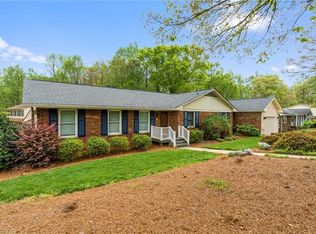 3106 Rolling Rd, High Point, NC 27265