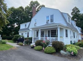 4 Temple Pl, Andover, MA 01810