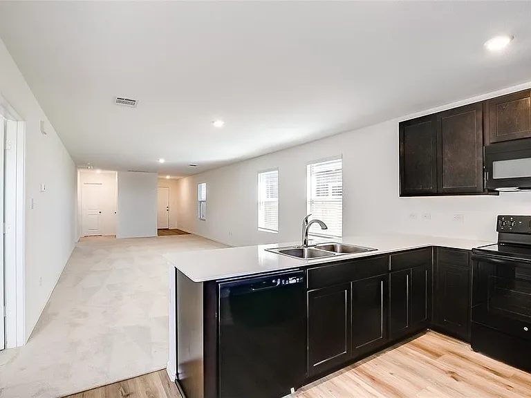 1133 Largemouth Ln — Photo 6