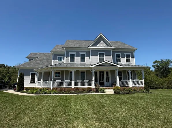 26596 Morgans Crossing Pl, Centreville, VA 20120