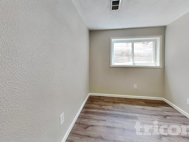 10210 Routt St — Photo 10