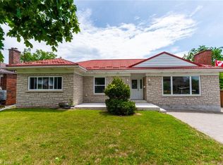 107 Queensway Dr, Brantford, ON N3R 4X1