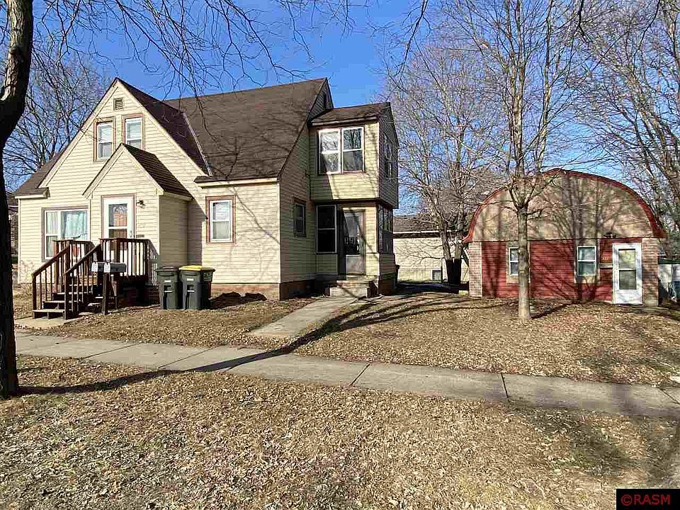 1st image of 423/427/427 1/2 Grace St