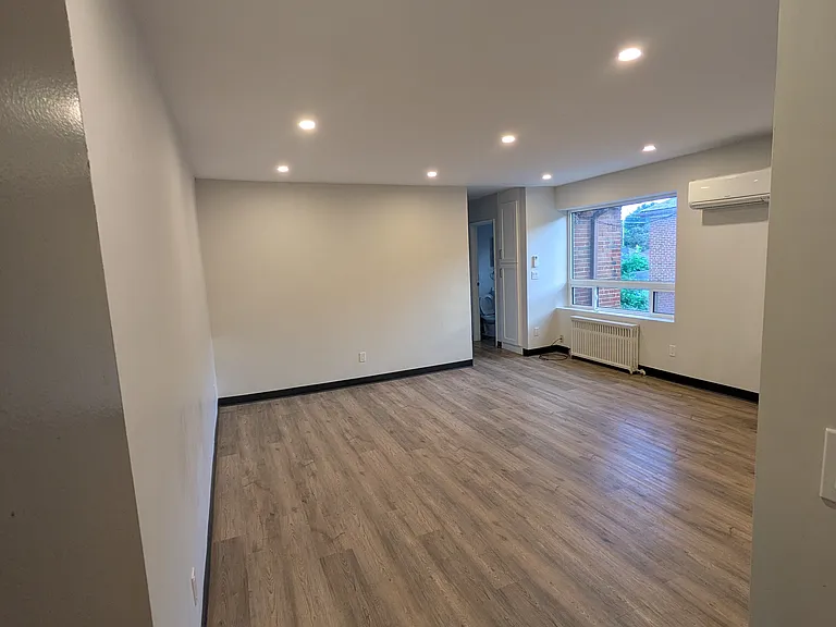 145 Woodward Ave #3 — Photo 3