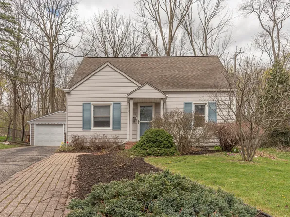 608 Brierwood Ct, Ann Arbor, MI 48103