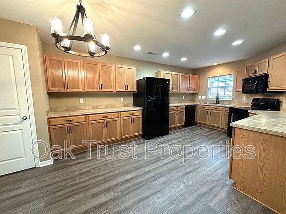 3rd image of 5150 Trump St Unit 404