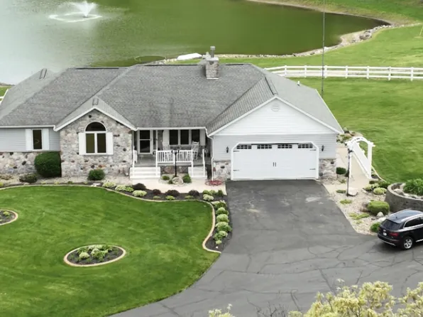 65650 Dailey Rd, Edwardsburg, MI 49112