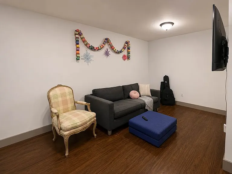 964 Myrtle Ave #2 — Photo 3