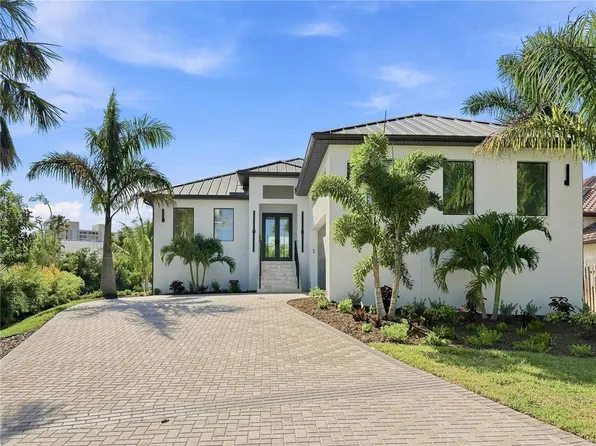 276 ISLAND CIRCLE, SARASOTA, FL 34242