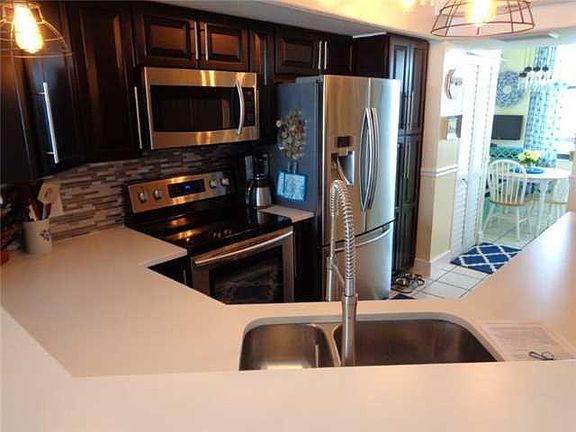 4th image of 8800 S Ocean Dr #Penthouse 1402-0