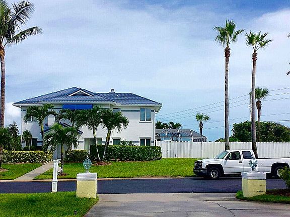 5th image of 102 Indigo Cove Pl