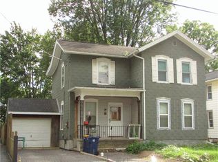 30 Prentice St, Lockport, NY 14094