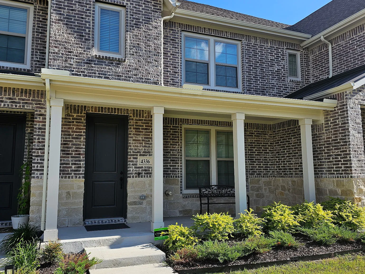 3 bed, 1684 sqft, $2,500 — Photo 1