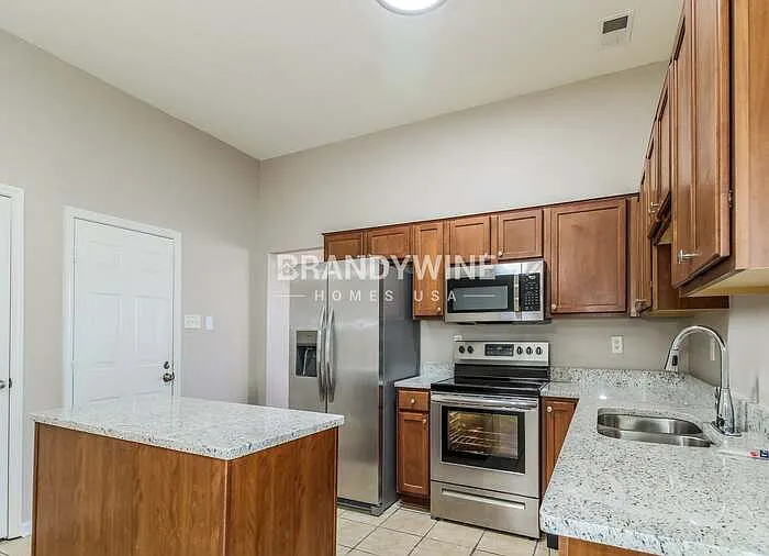 6843 Kerry Valley Ln — Photo 9
