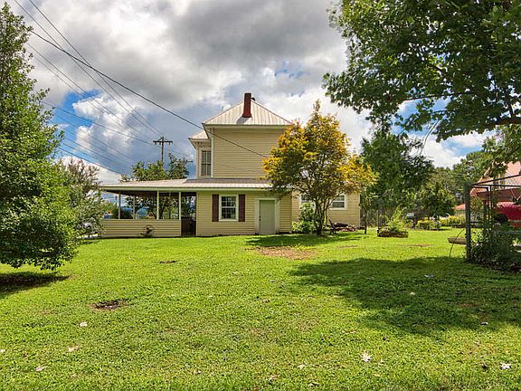 4th image of 800 Elm Ave