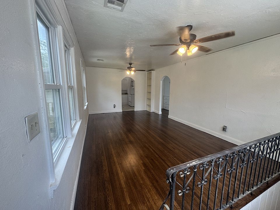1st image of 2715 W 48th St #1
