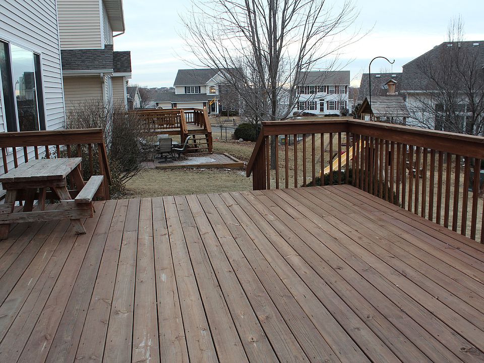 2nd image of 5433 Coachlight Cir