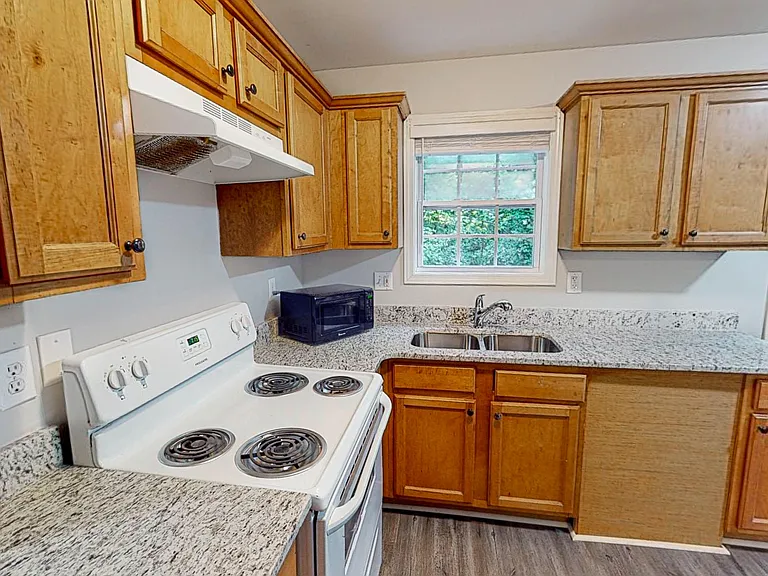 640 Alfred Rd NW — Photo 7