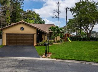 1501 Riverwood Ln, Pompano Beach, FL 33071