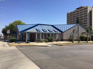 3017 Wilson Rd, Bakersfield, CA 93304