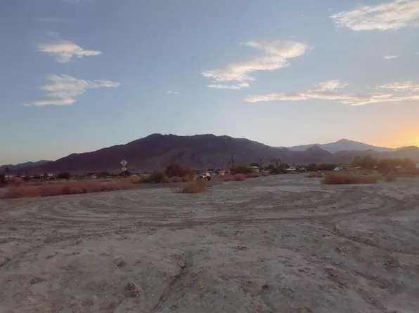 3778 Capri Ln, Thermal, CA 92274